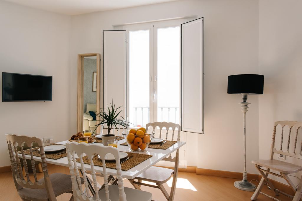 Hostly Acetres 2A-Penthouse In City Center-Fibre-Parking Opt Séville Extérieur photo